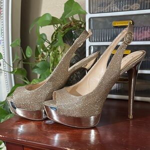 Jessica Simpson Gold Sparkle Slingback Heels
